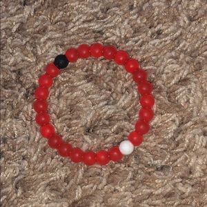 red lokai